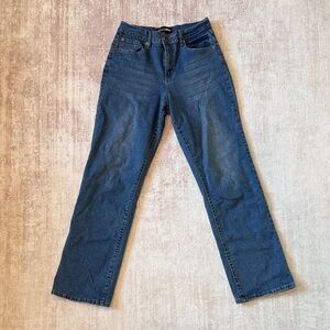 Fashion Nova Medium Wash Stretchy Straight Leg Jeans Size 9 High Waisted